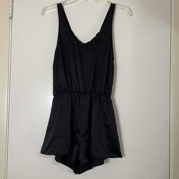 Victoria Secret black satin tie back romper sleepwear size XS - Picture 4 of 7